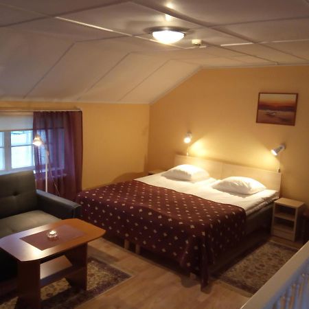 Repo Hotel Kuressaare Extérieur photo